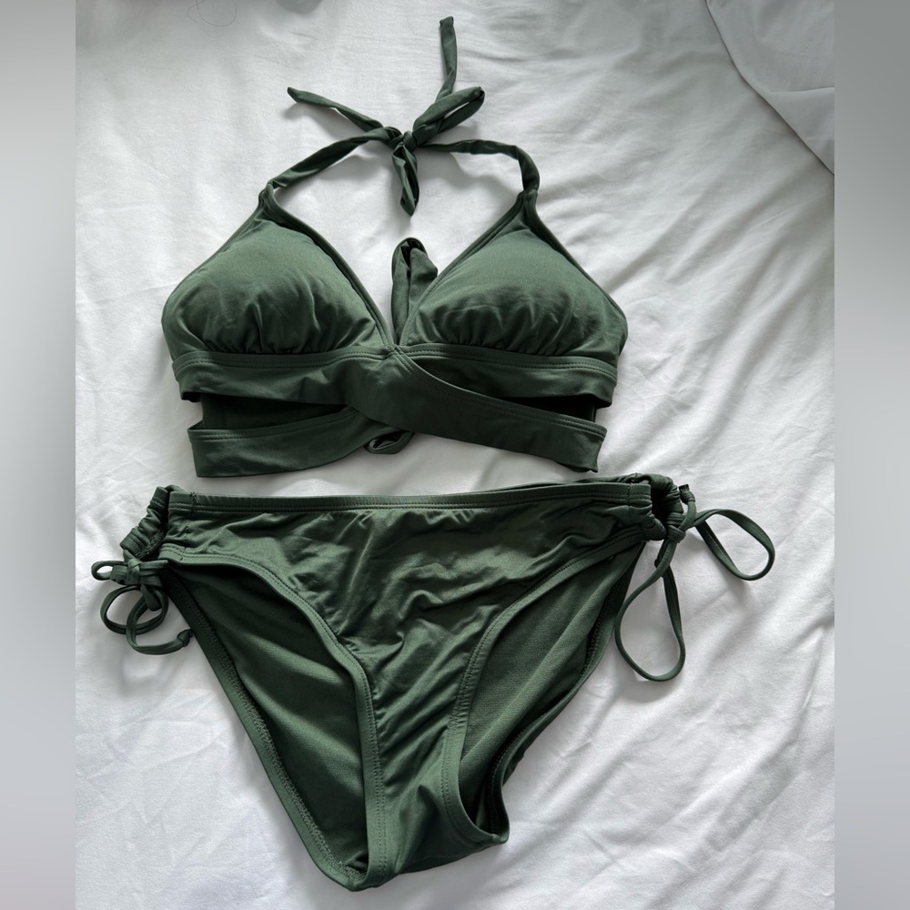 Kona Sol Green Classic Bikini Set